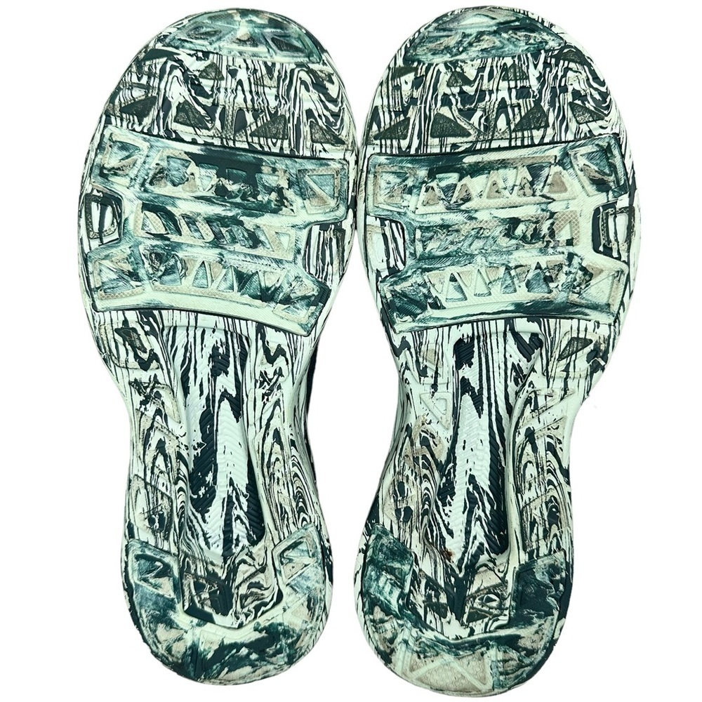 APL Women's TechLoom Wave Sneakers - Picture 9 of 10